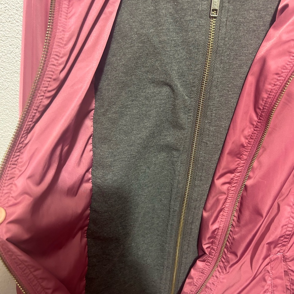 Torrid burgundy double zip jacket with hood size 2 (18) - Picture 4 of 7